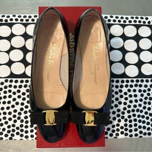 Vintage Salvatore Ferragamo Lillaz pumps size 8